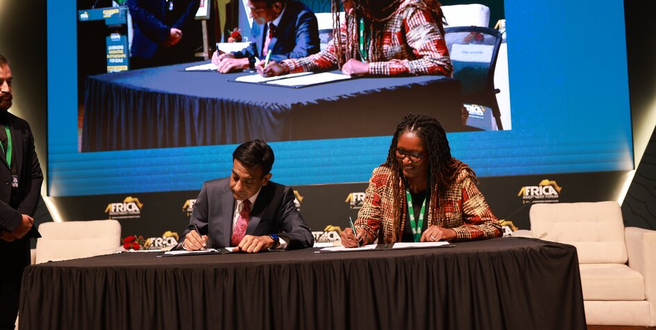 Africa50 signs agreement to manage International Solar Alliance’s Africa Solar Facility