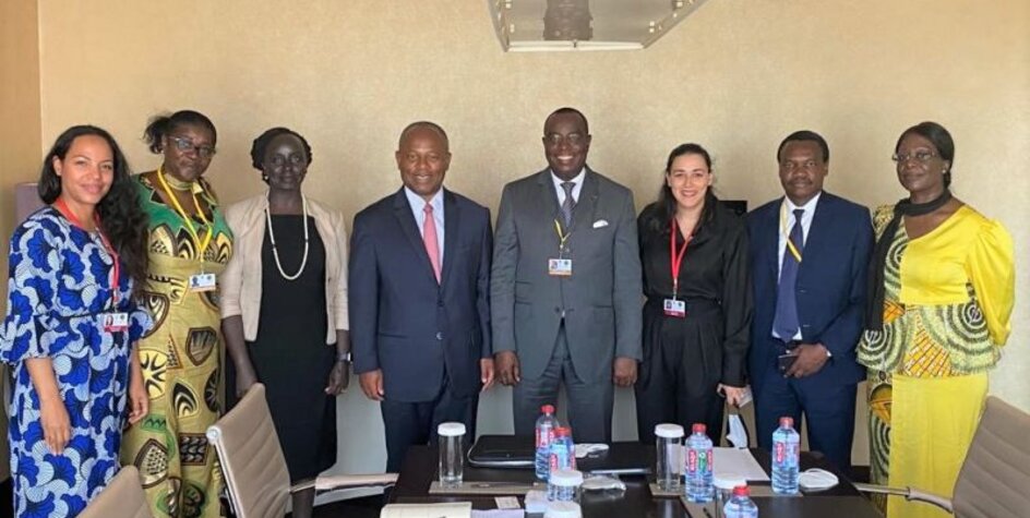 Le ministre mauritanien des Affaires économiques rencontre une délégation d’Africa50 en marge des Assemblées annuelles de la BAD