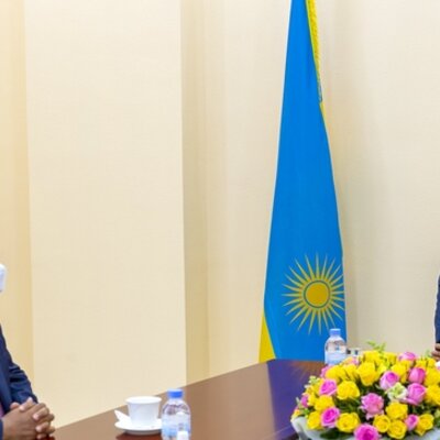Alain Ebobissé rencontre le Premier ministre et le Ministre des Infrastructures du Rwanda pour discuter du travail d'Africa50