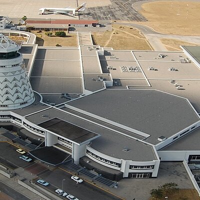 Africa50 signs MoU with the Government of Zimbabwe for the management and operation of three international airports under the Africa50 Asset Recycling Programme