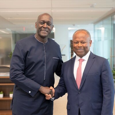 IFC Managing Director Makhtar Diop and Alain Ebobissé discuss ways to accelerate delivery of bankable projects in Africa