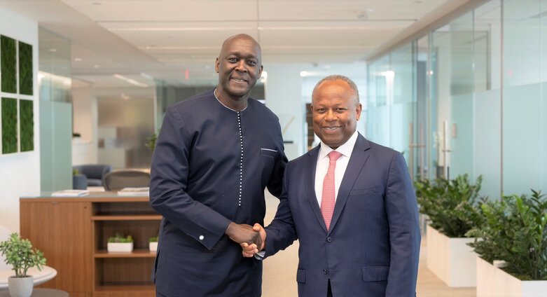 IFC Managing Director Makhtar Diop and Alain Ebobissé discuss ways to accelerate delivery of bankable projects in Africa