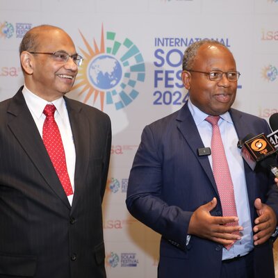 L'Alliance solaire internationale et Africa50 en discussion sur la Facilité solaire pour l'Afrique