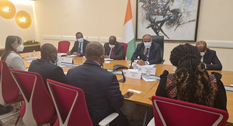 Le Premier ministre Patrick Achi reçoit Africa50 pour évoquer le programme d'infrastructures de la Côte d'Ivoire